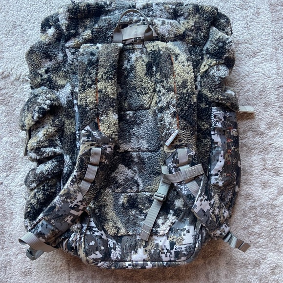 SITKA GEAR Fanatic Hunting Pack - Picture 2 of 5